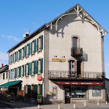 Hotel Des Voyageurs Chez Betty Neussargues en Pinatelle Exteriör bild